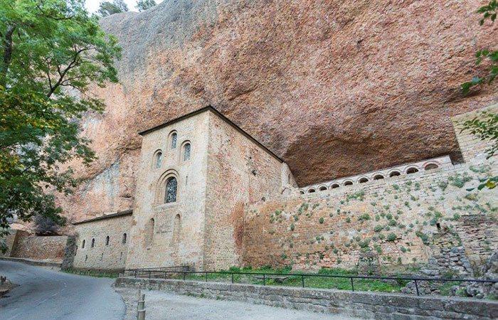 Real Monasterio de San Juan de la Peña en Jaca, Huesca