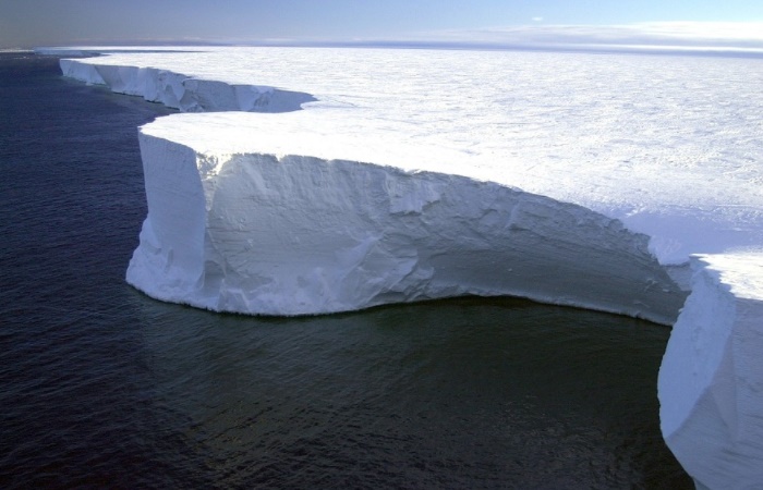 Litoral congelado. Curiosidades de la antártida