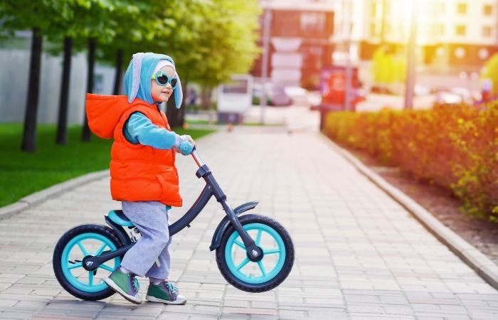 Bicicletas sin pedales ruedas