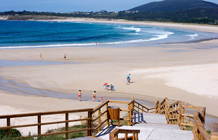 Pasarela de acceso a la playa de San Xurxo, en Ferrol, A Coruña