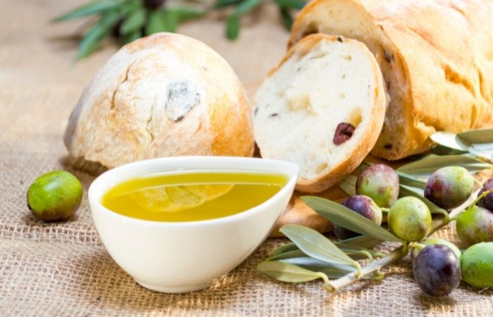 El aceite de oliva virgen extra en una grasa monoinsaturada.