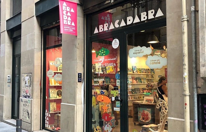 librerías infantiles: Abracadabra