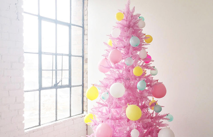 Decoración navideña con globos