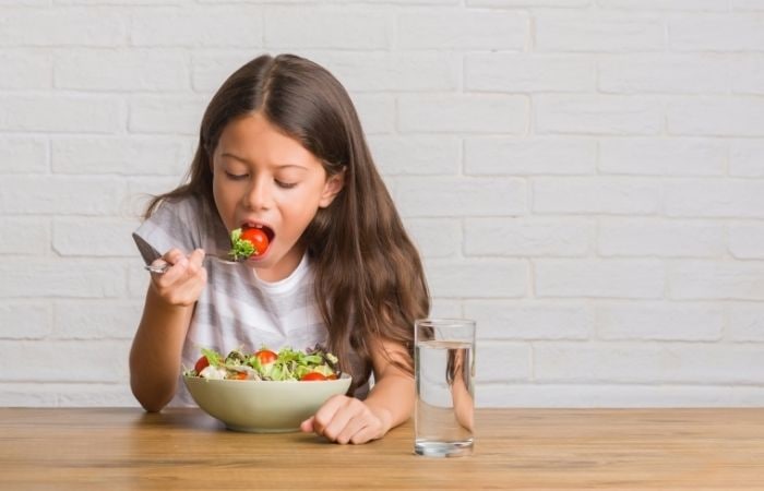 Frutas y verduras jóvenes