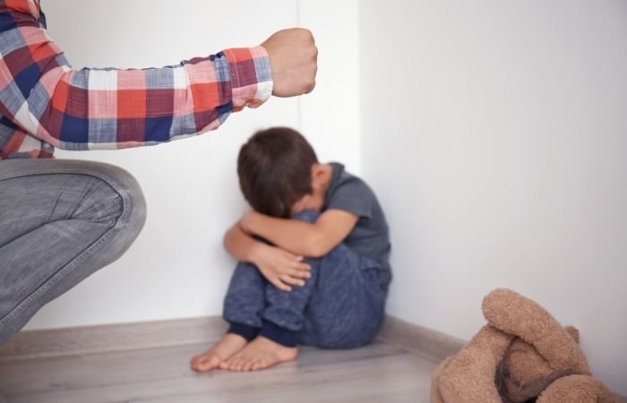 Origen del bullying violencia de los padres contra los hijos