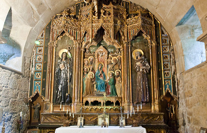 Retablo de José Gambino en la capilla del Pazo do Faramello, Galicia