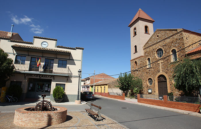 iglesia de Nuestra Señora del Carmen, en El Robledo, Ciudad Real