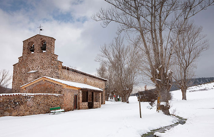 Iglesia parroquial, Nieva de Cameros y Montemediano, en La Rioja