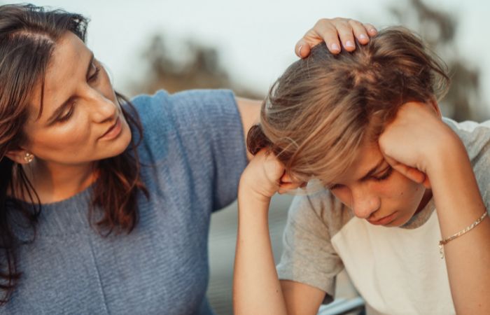 Mostrarles cómo afrontar las decepciones para enfrentarse a sus primeros desengaños amorosos.