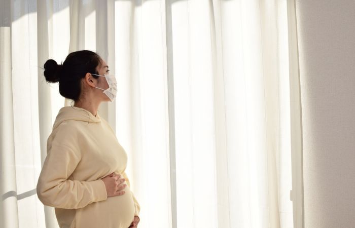 Vacuna contra la COVID y machismo: Mujer embarazada