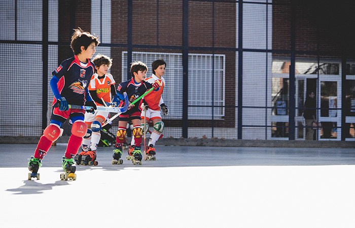 Hockey sobre patines en el Alameda International School