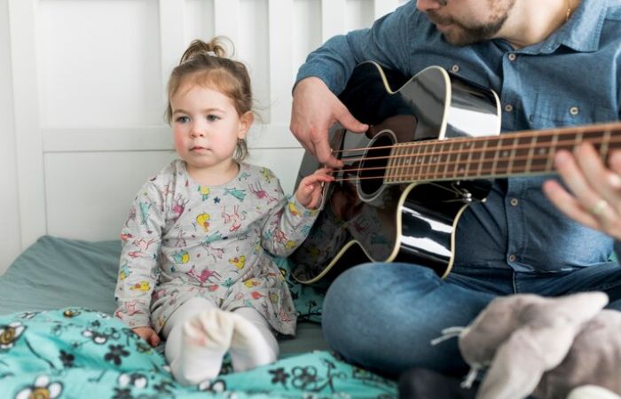 Mi hijo se enfada por todo: cantarles