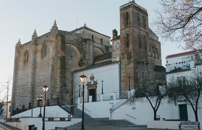 Los 10 pueblos más bonitos de España para ver en primavera: Cazalla de la Sierra, Sevilla