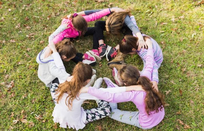 Presión de grupo en niños y adolescentes