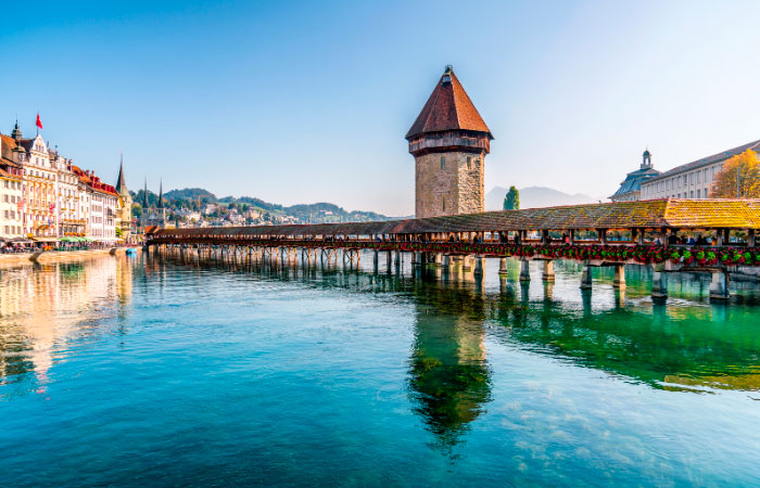 puente de la capilla lucerna suiza puentes de europa