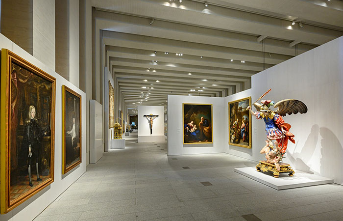 Interior de la Galería de las Colecciones Reales de Madrid 