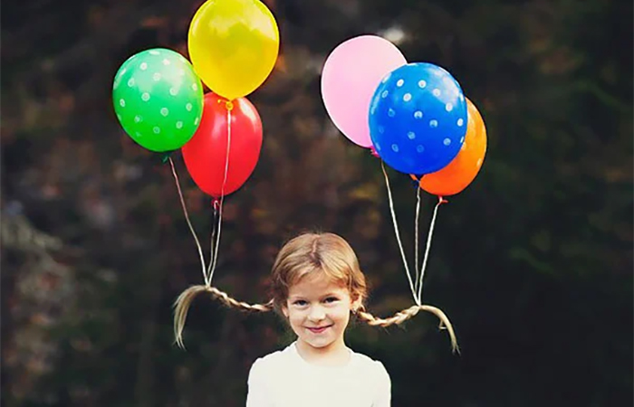peinado divertido con globos